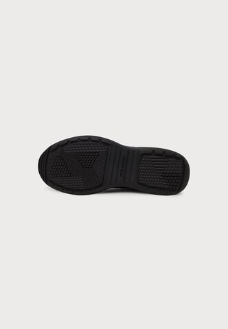 Baskets basses 'Premio-E' STEVE MADDEN en noir