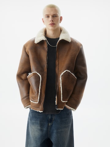 Veste mi-saison Pull&Bear en marron : devant