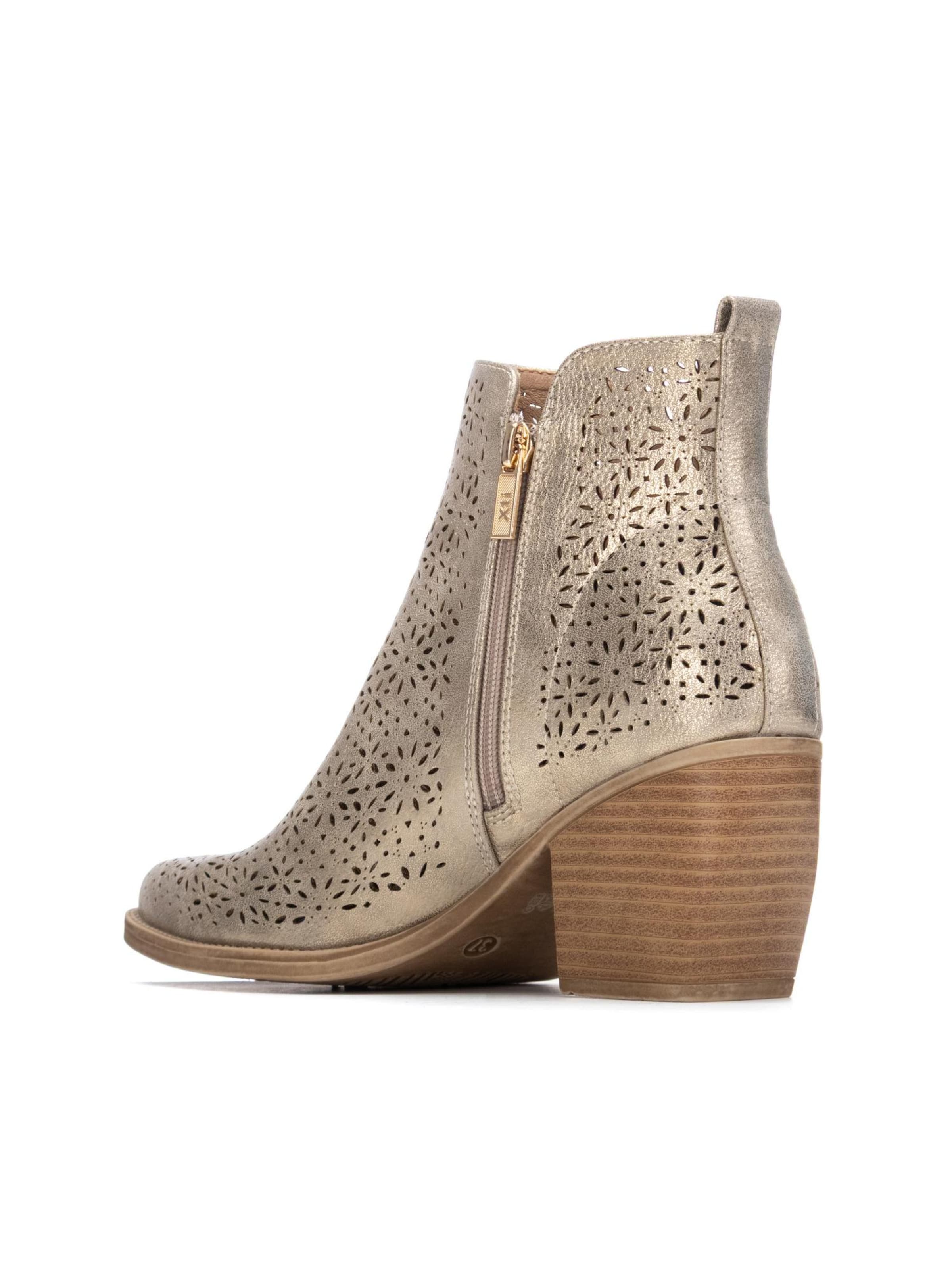 Xti Ankle Boots in Gold