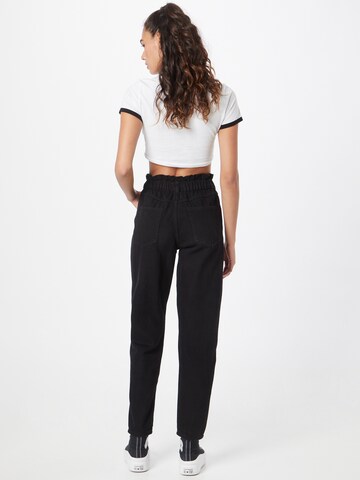 24COLOURS Regular Pants in Black