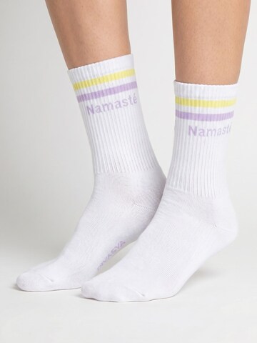 Divasya Socken 'Namasté'‌ in Weiß