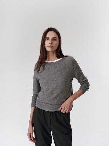 Pullover 'Rossa' di TATUUM in grigio: frontale