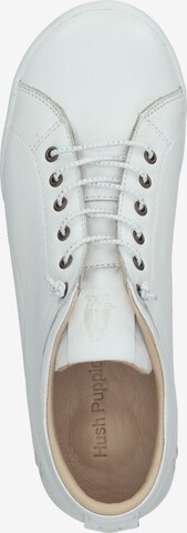 Baskets basses HUSH PUPPIES en blanc