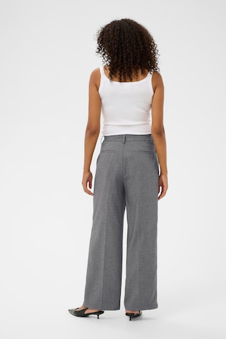 Regular Pantalon à plis 'KARamona' Kaffe en gris