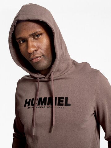 Hummel - Sweatshirt de desporto 'Legacy' em castanho