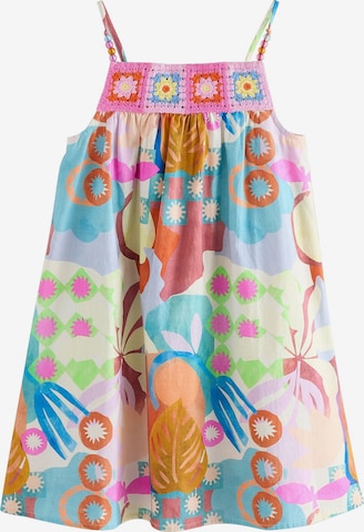 Next Mekko värissä monivärinen: etupuoli