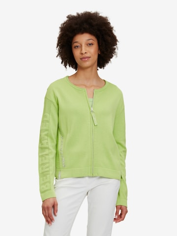 Cardigan Betty Barclay en vert : devant