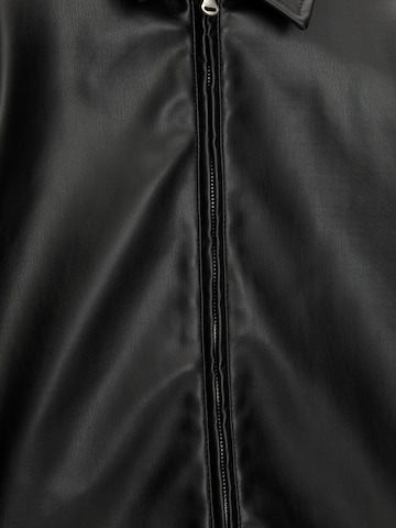 Pull&Bear Jacke in Schwarz