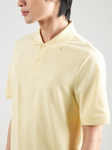 ARMEDANGELS - Camisa 'MAARIO' em amarelo