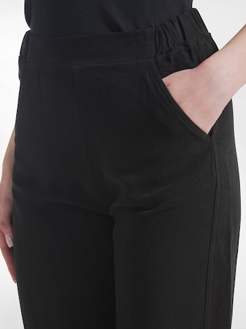 Wide leg Pantaloni di DEHA in nero