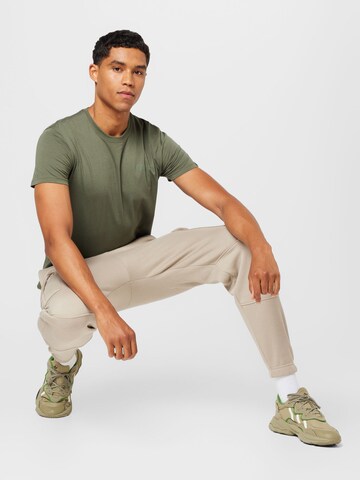 ALPHA INDUSTRIES T-Shirt in Grün