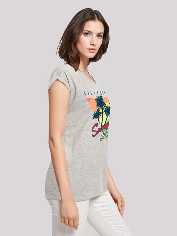 T-shirt 'California Palmen Retro' F4NT4STIC en gris
