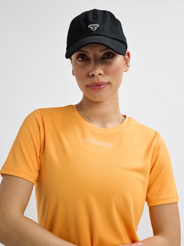 Hummel Performance shirt in Mixed colours