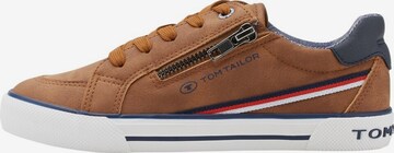 SUPREMO Sneakers in Brown: front