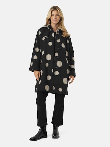 Masai Between-Seasons Coat 'MaTunila' in Black