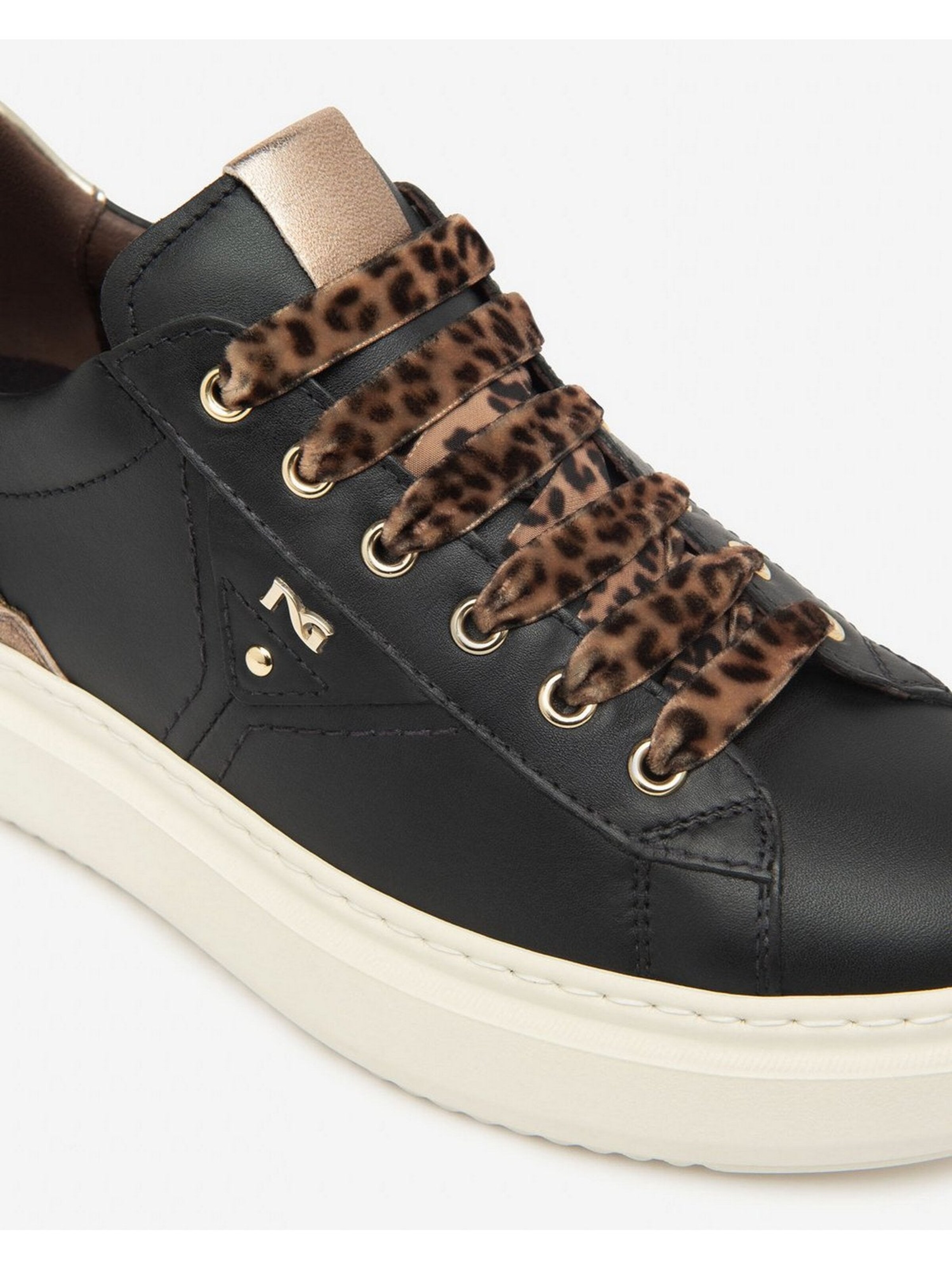 Scarpa stringata 'Bassa Donna - I514160D' di Nero Giardini in nero