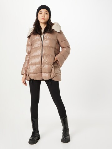 Cappotto invernale di Canadian Classics in beige