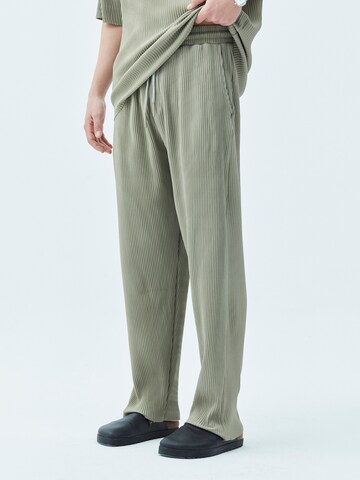 Loosefit Pantalon VAMOS CLO en vert : devant