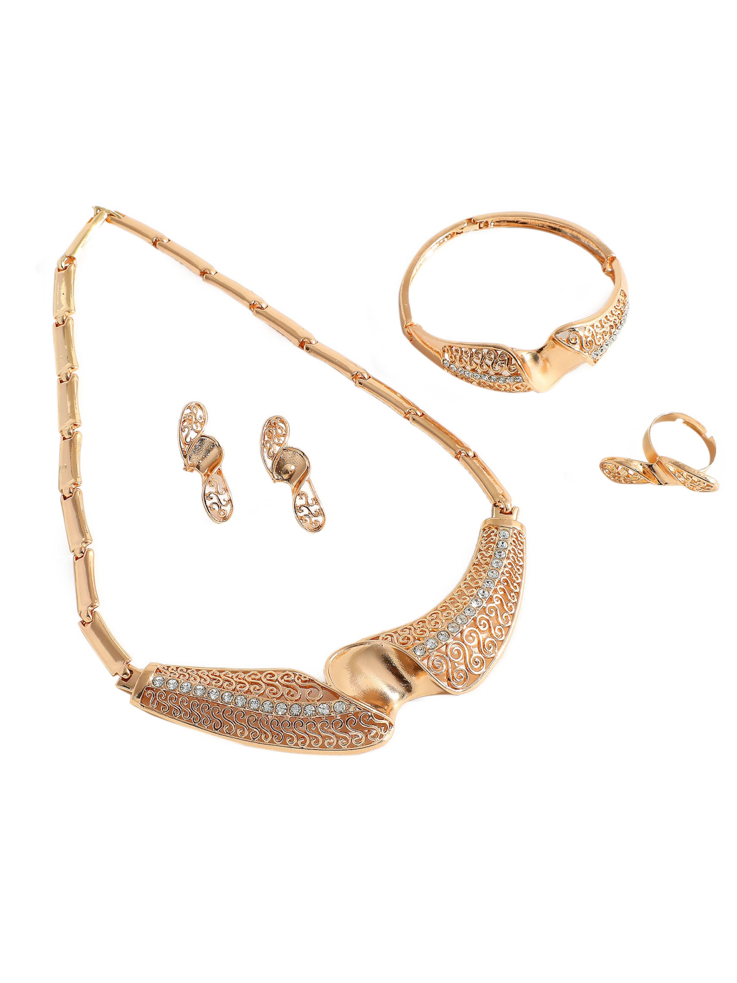 SOHI Smykkesæt 'Sajjan' i guld: forside