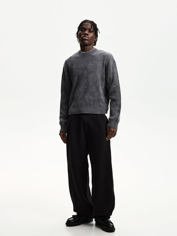 Bershka Pullover in Grau