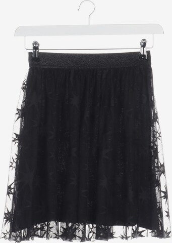 Rich & Royal Skirt in XS in Black: front