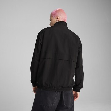 PUMA Between-season jacket in Black