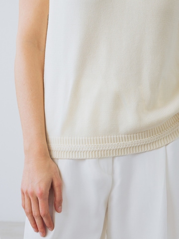 Cardigan 'Knitted Vest' Honest Basics en blanc