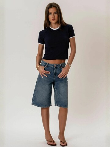 It's May Top ' Rosa ' in Blue