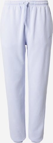 Nike Sportswear Regularen Hlače 'CLUB' | vijolična barva: sprednja stran