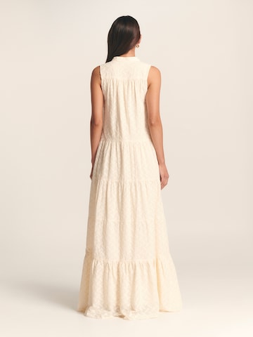 St MRLO Jurk in Beige: terug