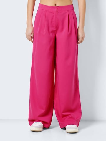 Noisy may Wide leg Pleat-Front Pants 'Jamie' in Pink: front