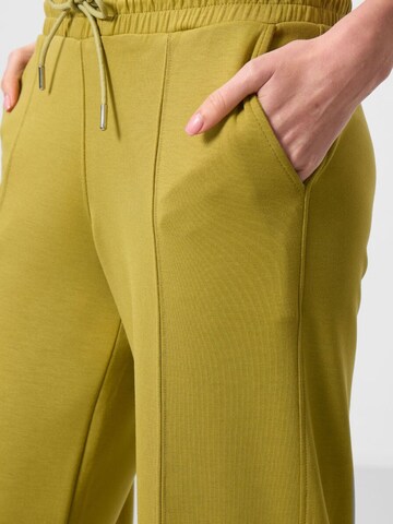 Wide Leg Pantalon Tommy Life en jaune