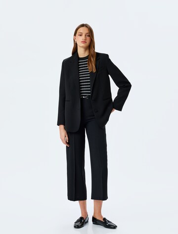 Koton Regular Pleated Pants in Black