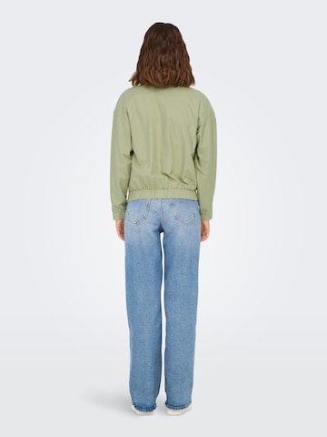ONLY - Chaqueta de entretiempo 'ONLMADICKEN' en verde