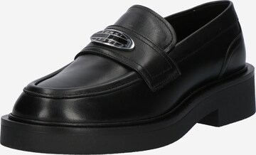 Chaussure basse Tommy Jeans en noir : devant