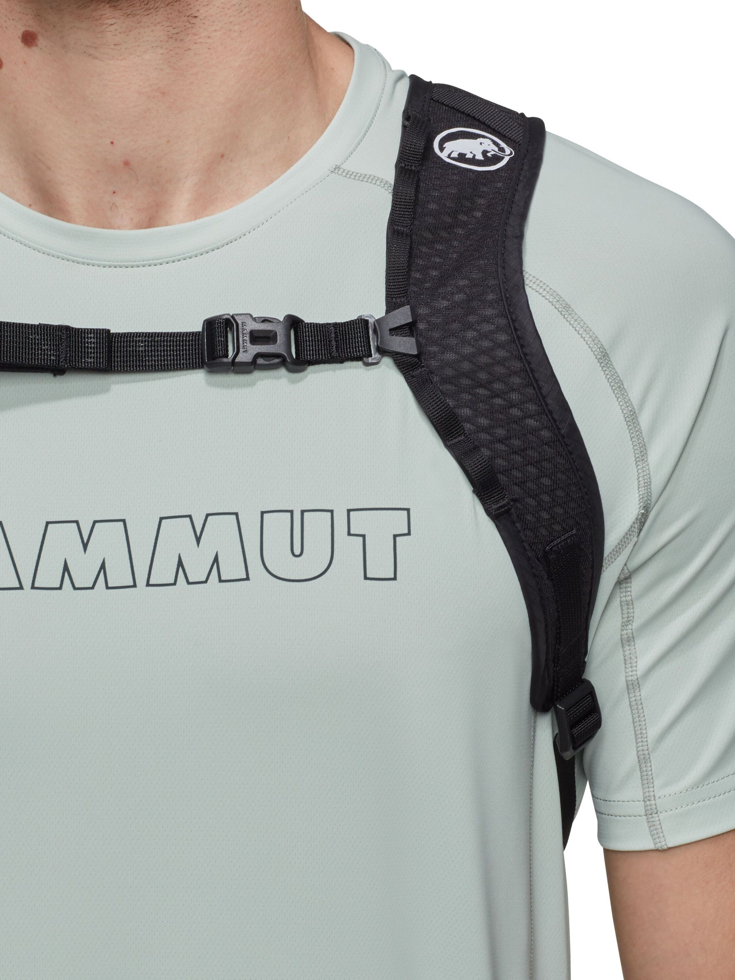 Zaino sportivo 'Neon Light' di MAMMUT in rosso