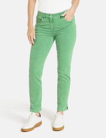 GERRY WEBER Regular Jeans in Green: front