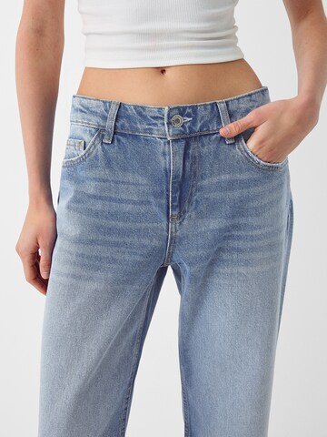 Tapered Jeans di Bershka in blu