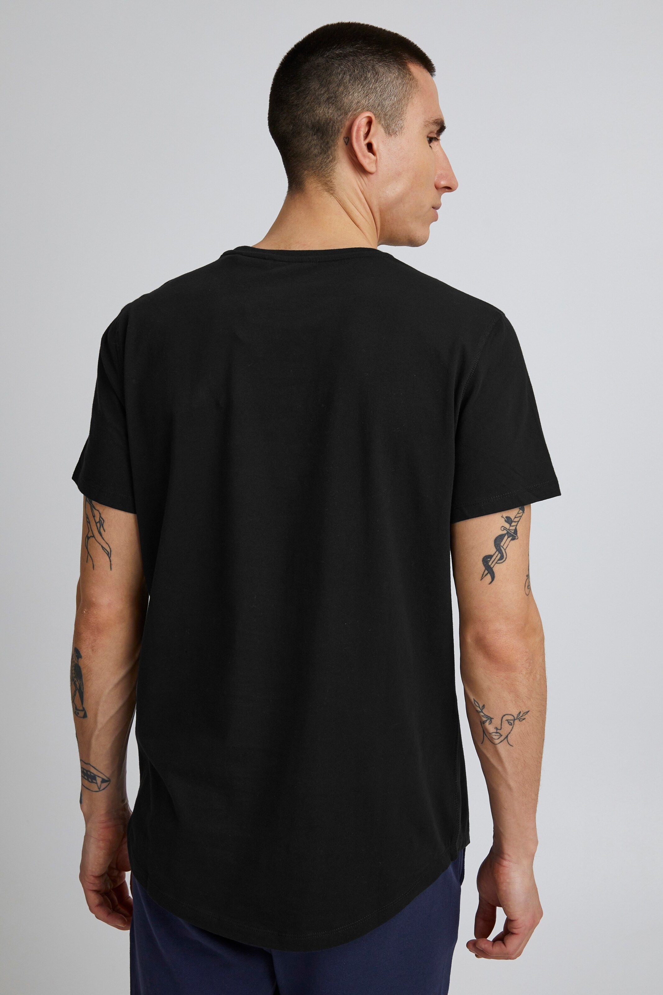 Männer Große Größen 11 Project T-Shirt 'Jonte' in Schwarz - NL56157
