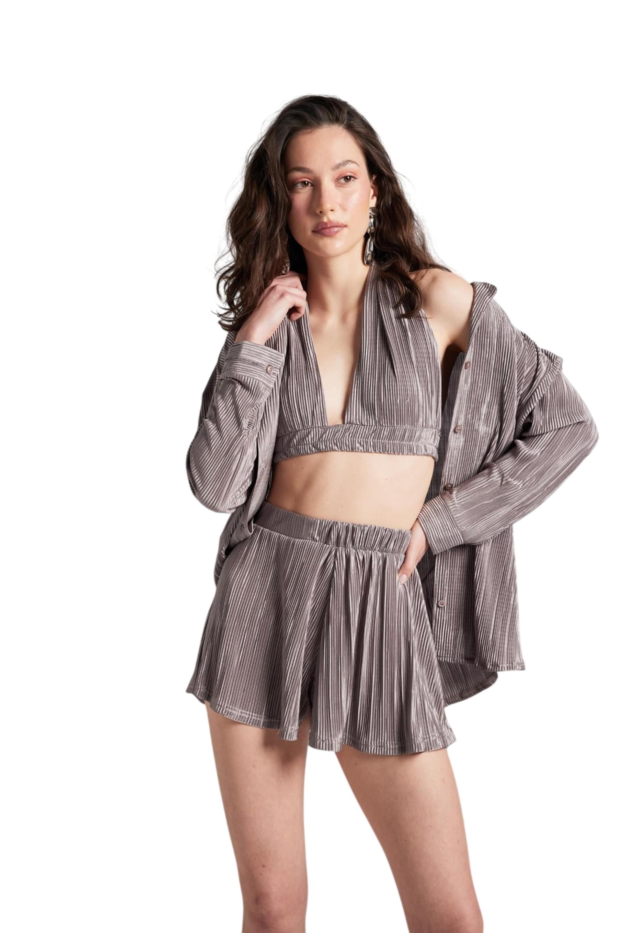 HOLLY LOLLY Loose fit Trousers in Grey