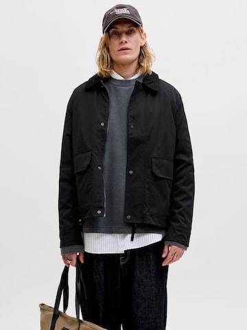 Veste mi-saison JACK & JONES en noir : devant