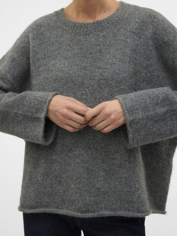Pullover 'NOELLE' di VERO MODA in grigio