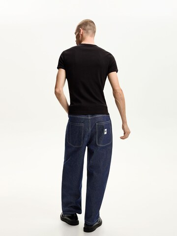 Bershka Loosefit Jeans i blå