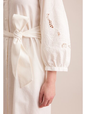 Robe 'Schwarze Rose' SEIDENSTICKER en beige