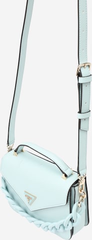 GUESS Чанта с презрамки 'CORINA' в синьо: отпред