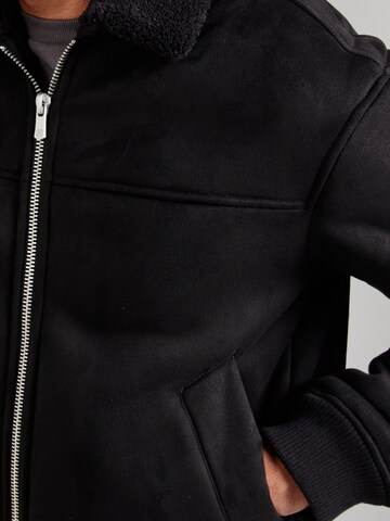 Jack & Jones Premium Преходно яке 'JPRCCTed' в черно
