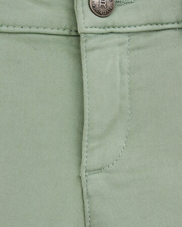 WE Fashion Slim fit Trousers in Green