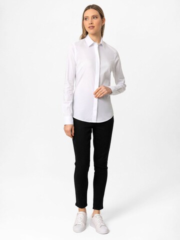By Diess Collection - Blusa en blanco