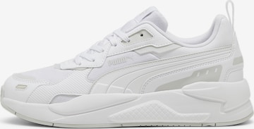 Baskets basses 'X-Ray 3' PUMA en blanc : devant