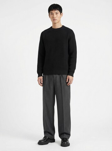 TRAPP Пуловер в черно